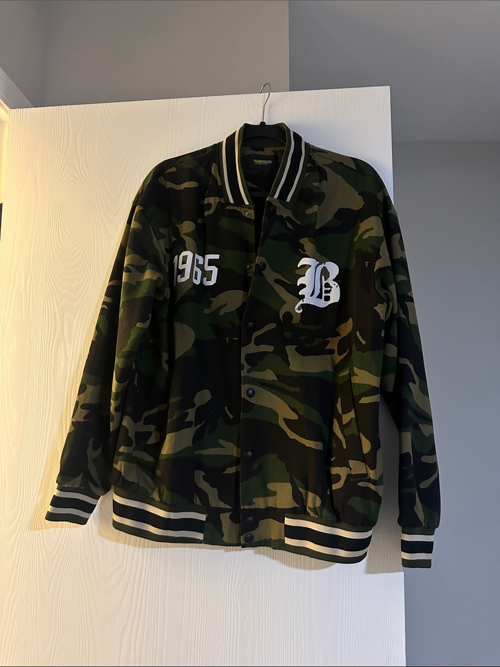 Camo bomber jacket